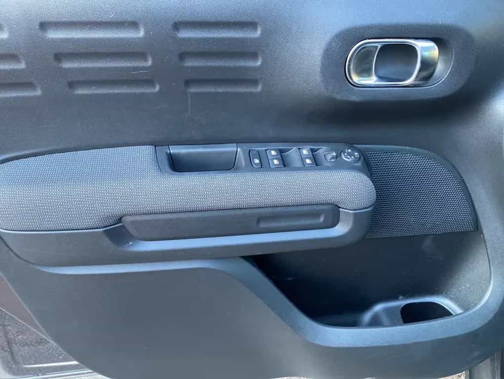 Citroën C3 Aircross Plus 1.2 *Einparkhilfe*Klima*Navi 03/2024-photo-6