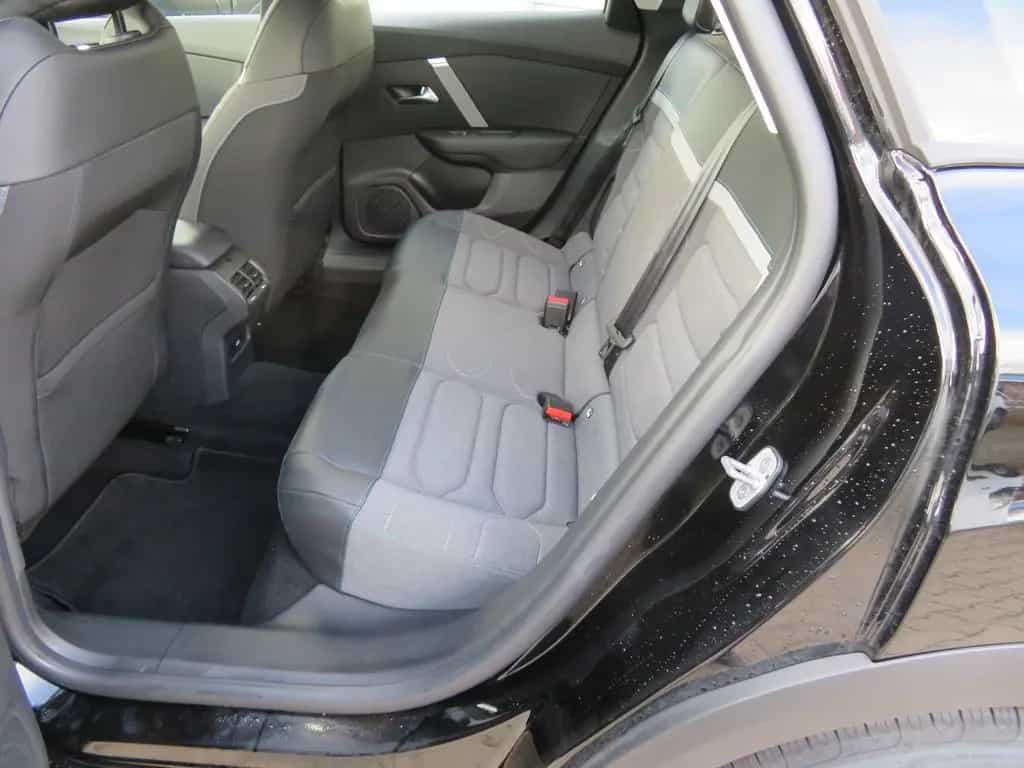 Citroën C4 1.2 Puretech 100 Feel*Navi*Kamera*LED*DAB* 03/2022-photo-6