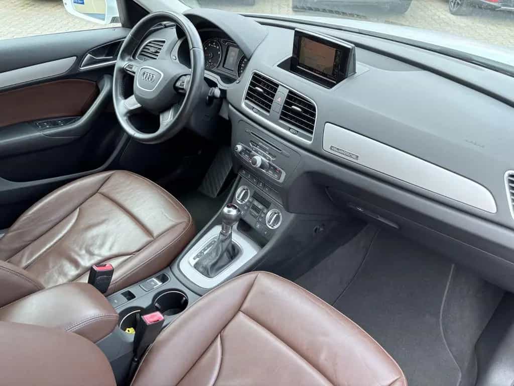 Audi Q3 2.0 TFSI Quattro*S-Line*Auto*Leder*Navi*Xenon 11/2012-photo-21
