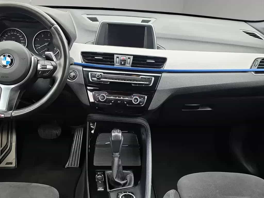 BMW X1 xDrive 20 d M-Sport Automatik 06/2017-photo-13