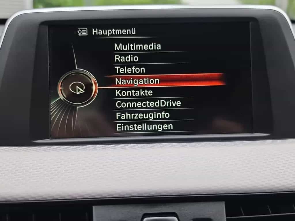 BMW X1 xDrive 20 d M-Sport Automatik 06/2017-photo-30