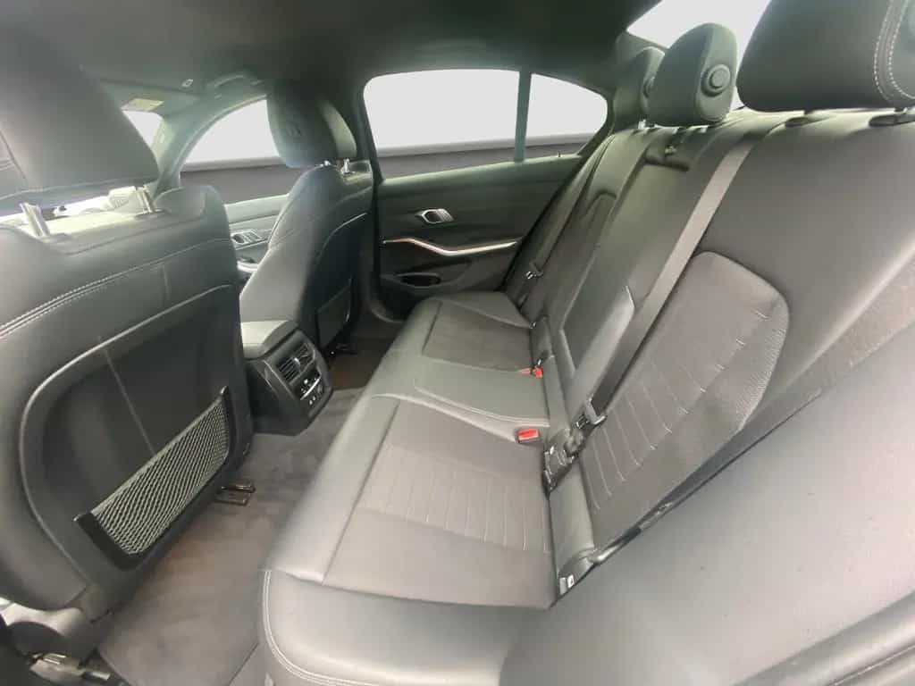 BMW 320 d Limousine Sport Line LED DrvAss AHK HUD RFK 10/2019-photo-15
