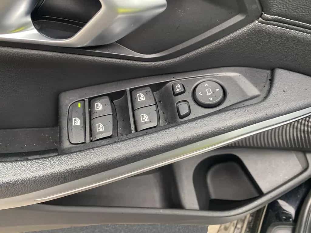 BMW 320 d Limousine Sport Line LED DrvAss AHK HUD RFK 10/2019-photo-18
