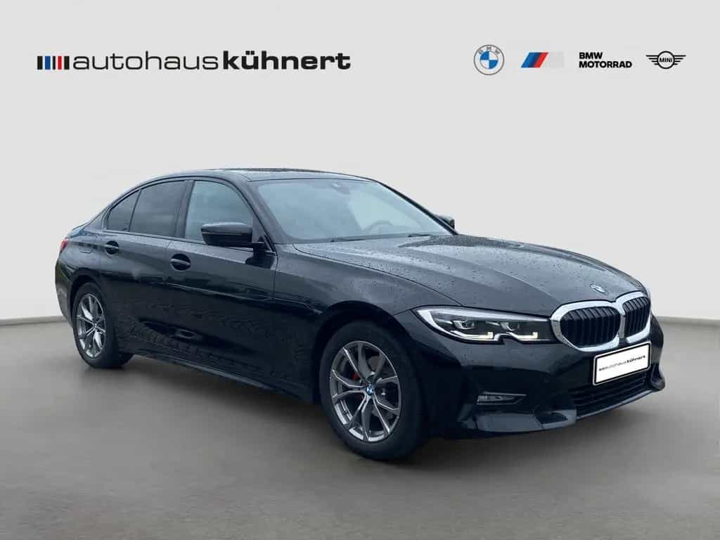 BMW 320 d Limousine Sport Line LED DrvAss AHK HUD RFK 10/2019-photo-7