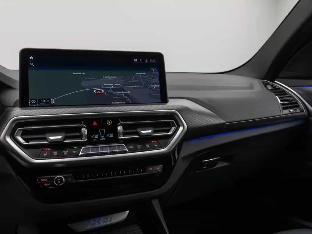 BMW X3 xD20i M Sport Laser Kamera DAB HiFi Komfort 09/2022-photo-20