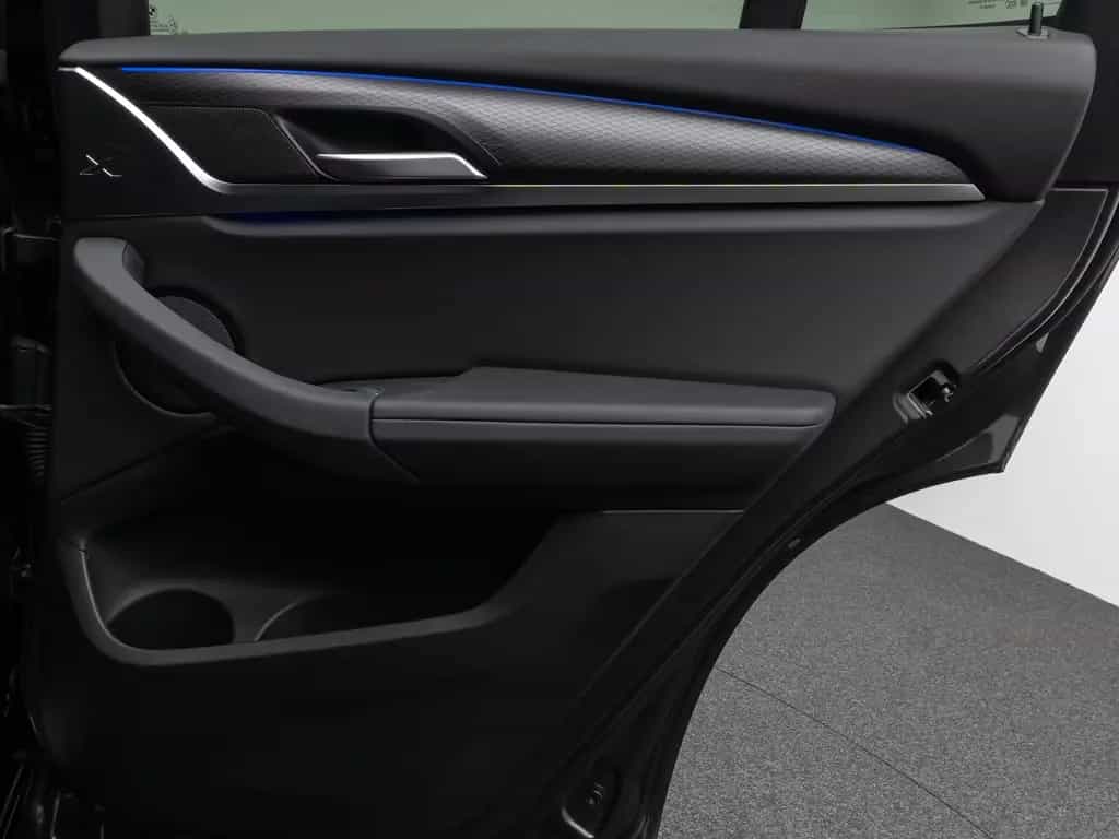 BMW X3 xD20i M Sport Laser Kamera DAB HiFi Komfort 09/2022-photo-30