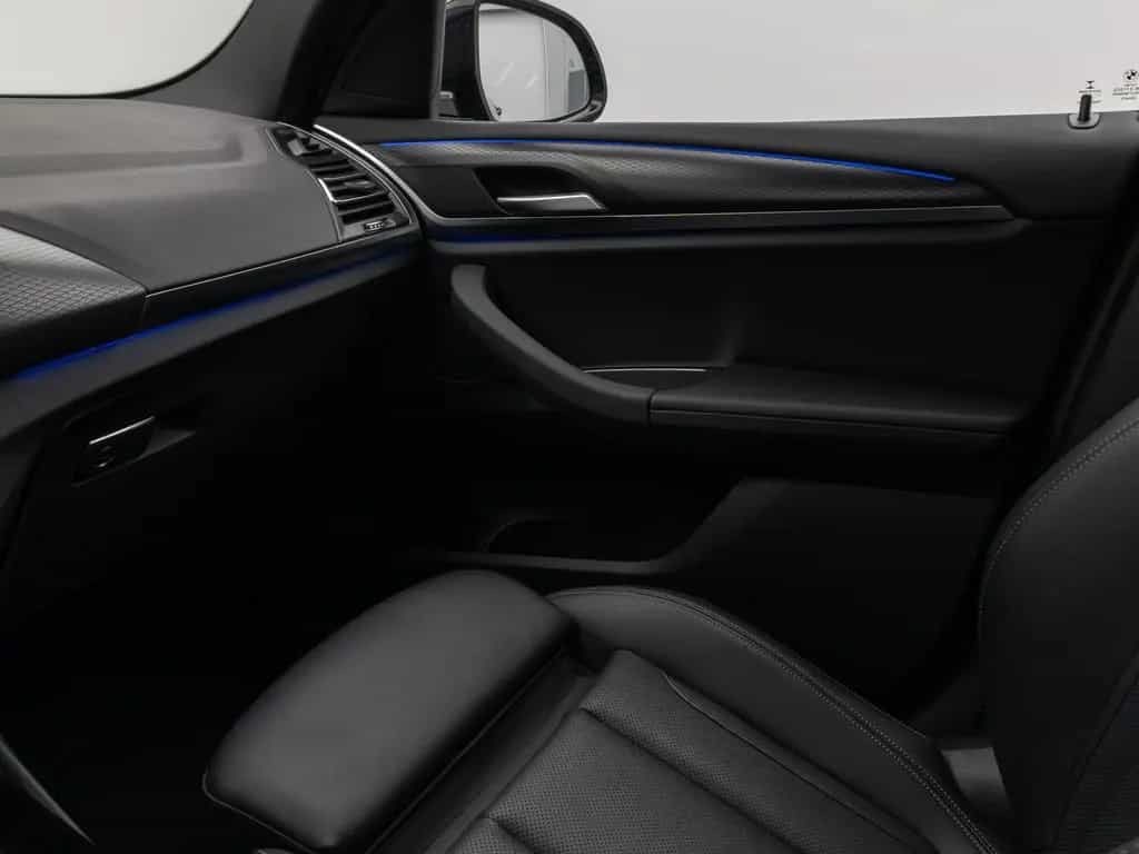BMW X3 xD20i M Sport Laser Kamera DAB HiFi Komfort 09/2022-photo-31