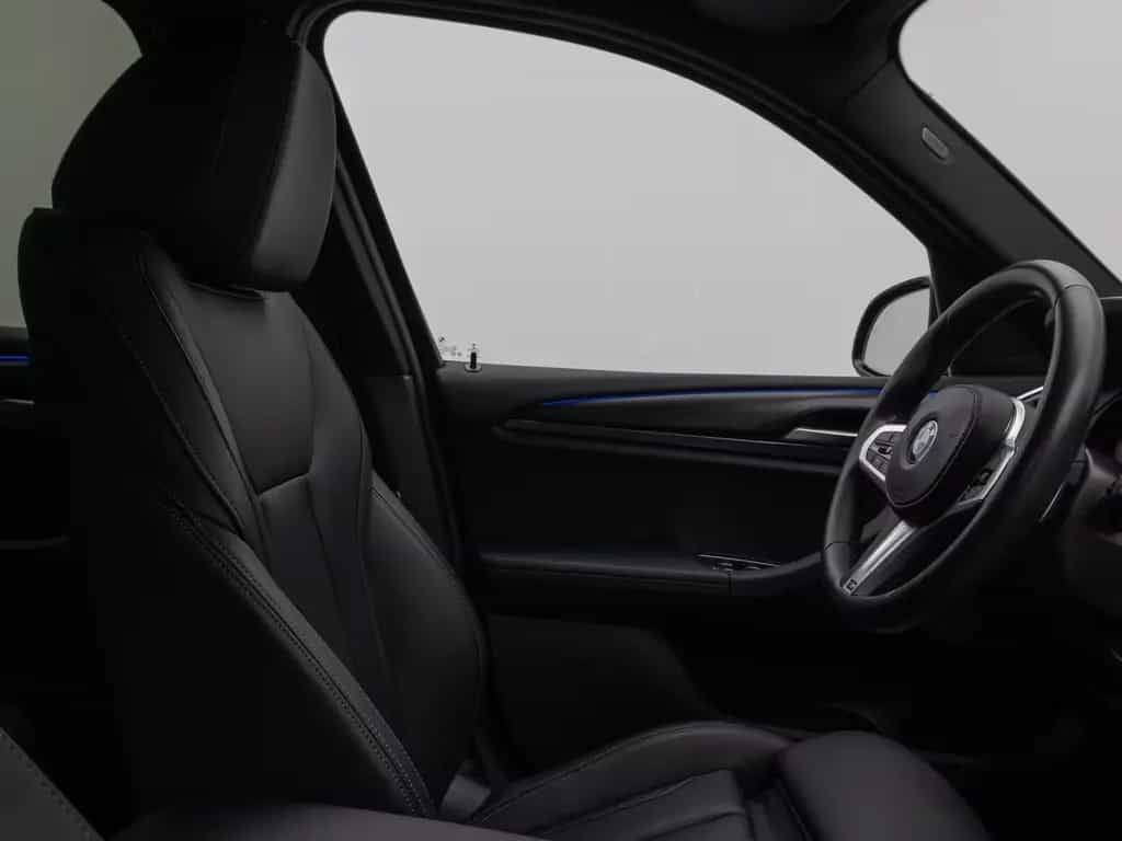 BMW X3 xD20i M Sport Laser Kamera DAB HiFi Komfort 09/2022-photo-35