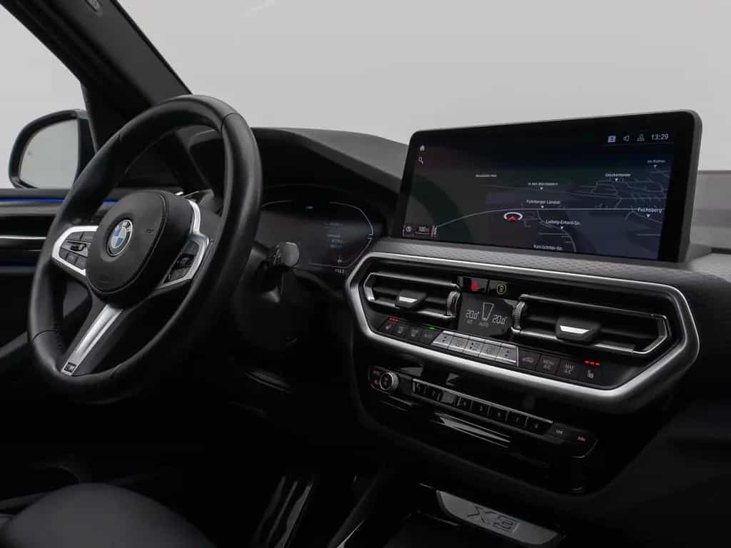 BMW X3 xD20i M Sport Laser Kamera DAB HiFi Komfort 09/2022-photo-36
