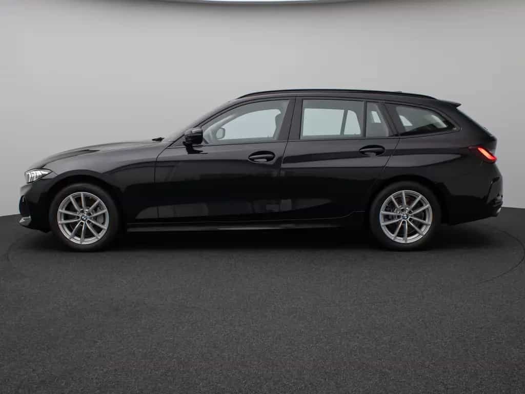BMW 330 i xD DAB HUD CockPitPro PDCFernlichtassist 10/2022-photo-10
