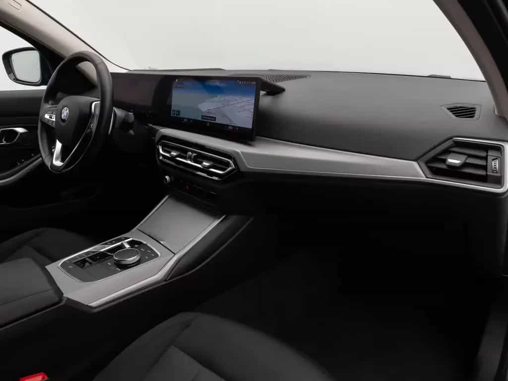 BMW 330 i xD DAB HUD CockPitPro PDCFernlichtassist 10/2022-photo-23