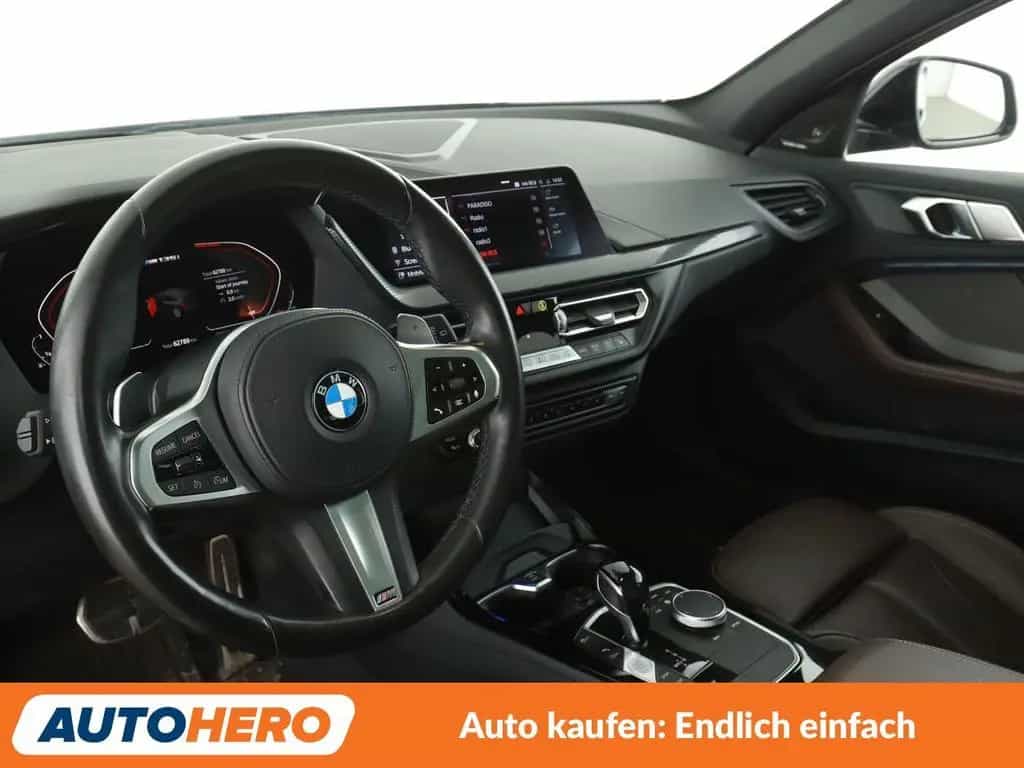 BMW M135 1er M135i xDrive Aut.*NAVI*TEMPO*PDC*SHZ*ALU* 07/2020-photo-10