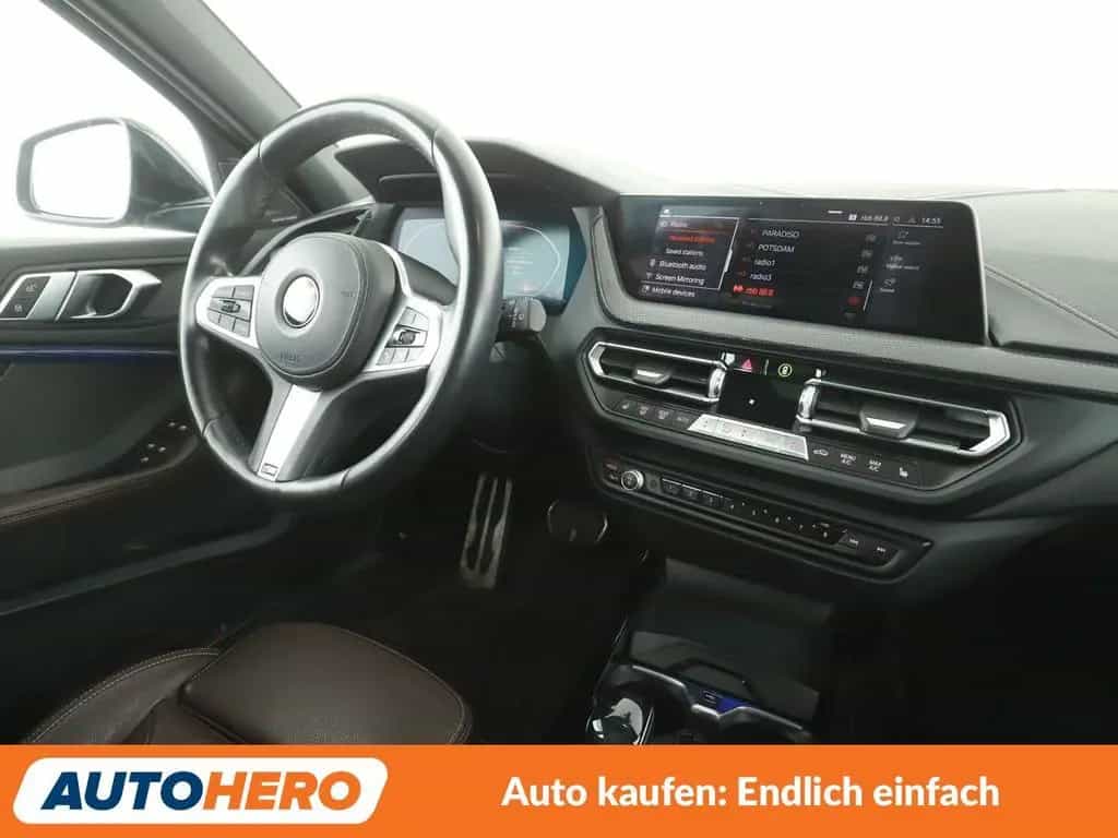 BMW M135 1er M135i xDrive Aut.*NAVI*TEMPO*PDC*SHZ*ALU* 07/2020-photo-12
