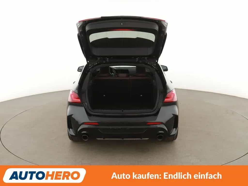 BMW M135 1er M135i xDrive Aut.*NAVI*TEMPO*PDC*SHZ*ALU* 07/2020-photo-16