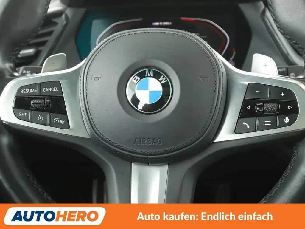 BMW M135 1er M135i xDrive Aut.*NAVI*TEMPO*PDC*SHZ*ALU* 07/2020-photo-18