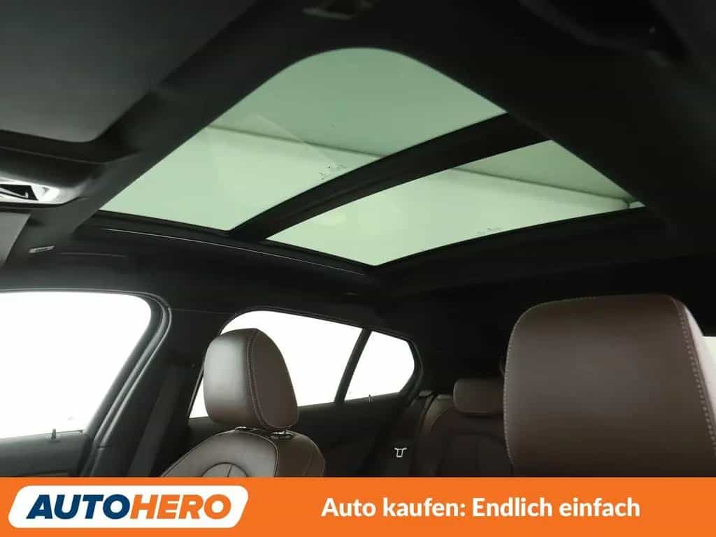 BMW M135 1er M135i xDrive Aut.*NAVI*TEMPO*PDC*SHZ*ALU* 07/2020-photo-31