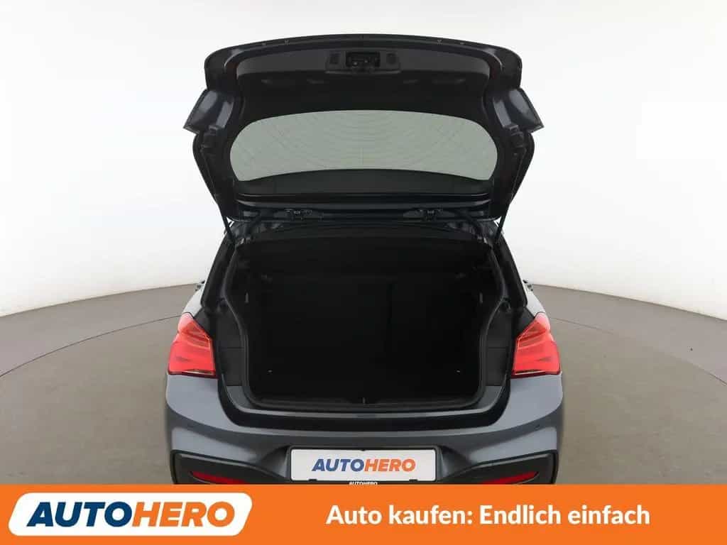 BMW 120 1er 120i M Sport*NAVI*TEMPO*PDC*SHZ*LIM* 08/2017-photo-16