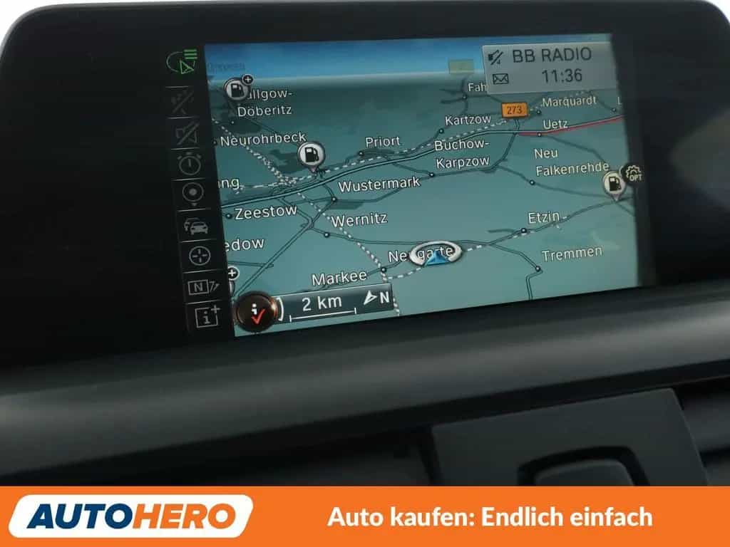 BMW 120 1er 120i M Sport*NAVI*TEMPO*PDC*SHZ*LIM* 08/2017-photo-21