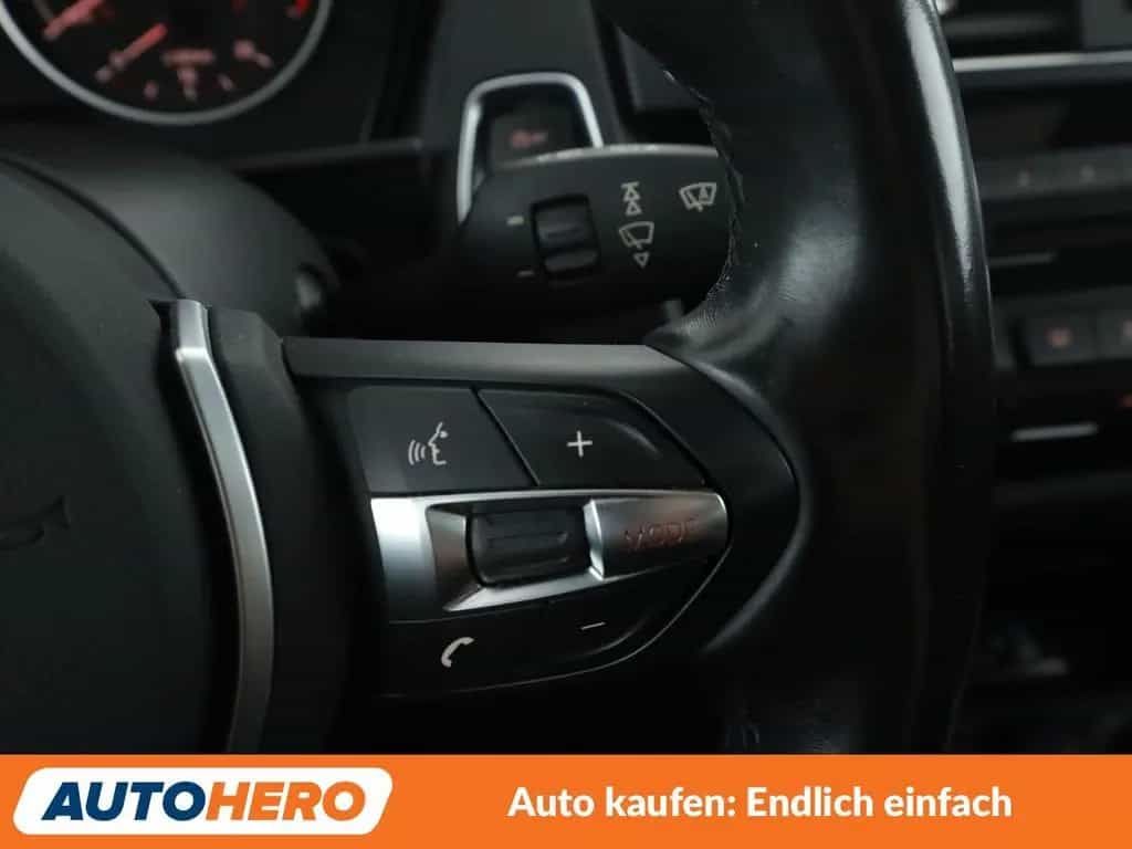 BMW 120 1er 120i M Sport*NAVI*TEMPO*PDC*SHZ*LIM* 08/2017-photo-27