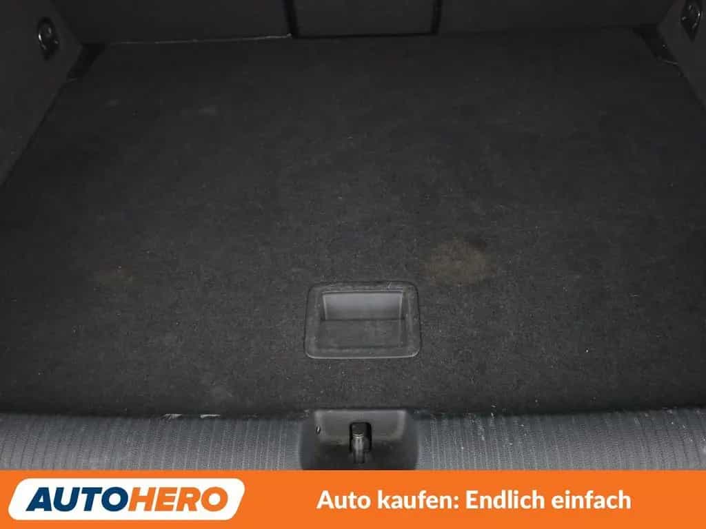 Audi Q2 1.0 TFSI ultra Sport Aut.*S-LINE*LED*TEMPO* 04/2017-photo-17