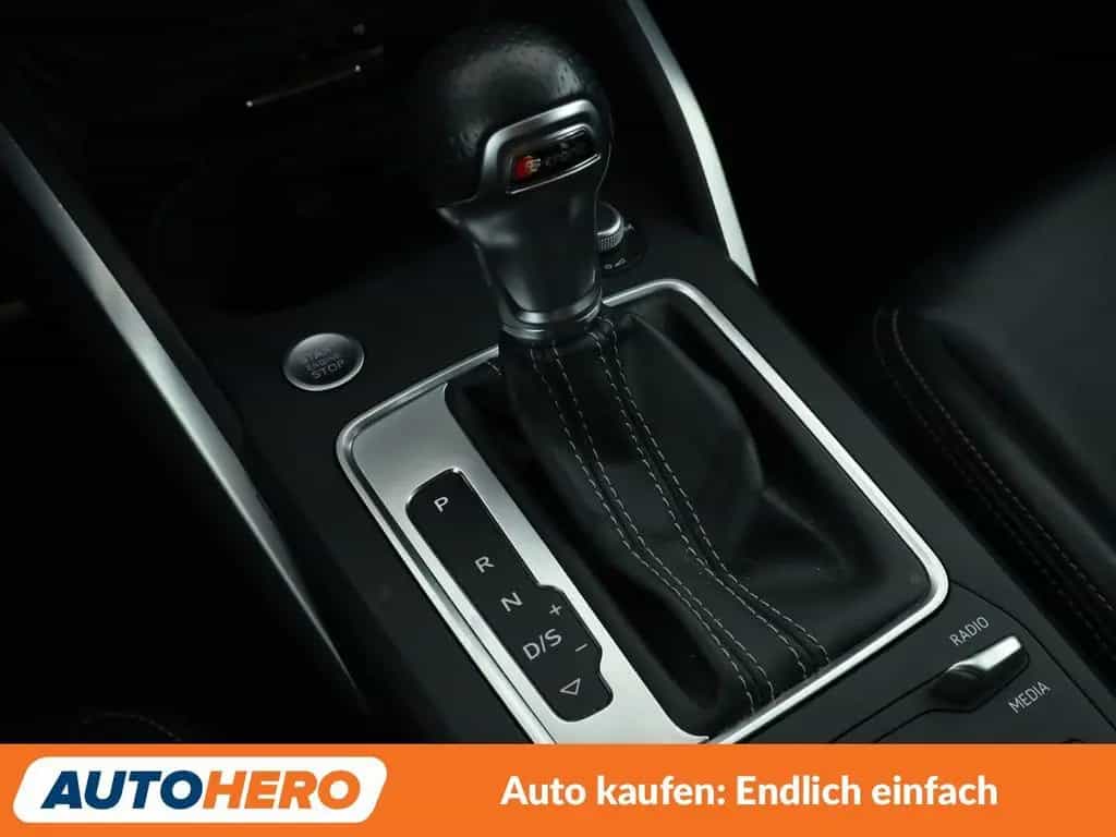 Audi Q2 1.0 TFSI ultra Sport Aut.*S-LINE*LED*TEMPO* 04/2017-photo-24