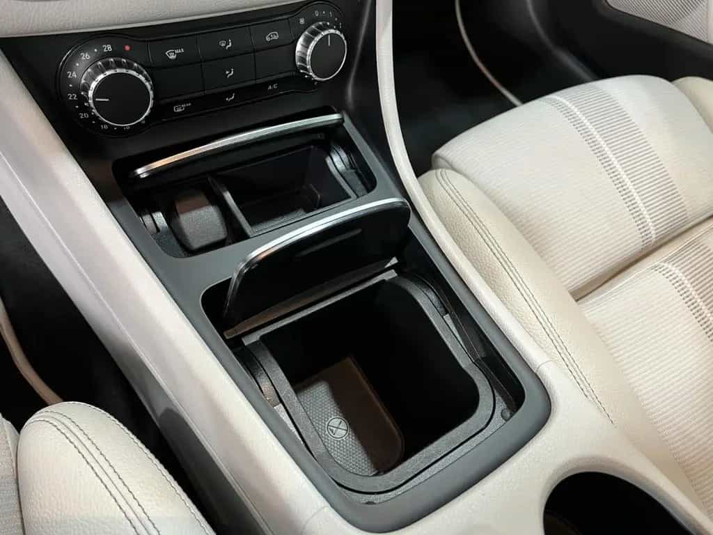 Mercedes-Benz GLA 180 Urban *Autom *LED-SW *Pano *DAB 07/2019-photo-33