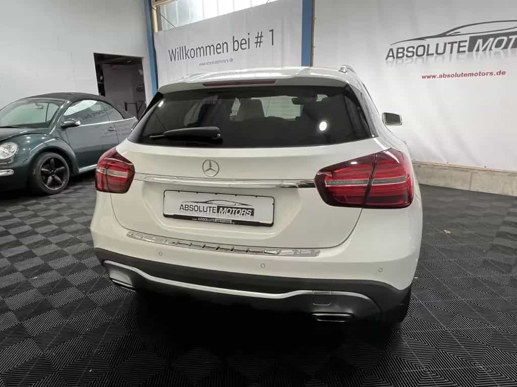 Mercedes-Benz GLA 180 Urban *Autom *LED-SW *Pano *DAB 07/2019-photo-5
