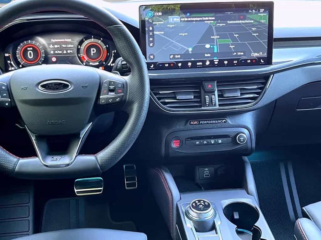 Ford Focus 2,3 ST X PERFORMANCE AUTOM B&O PANO GARANT 02/2023-photo-13
