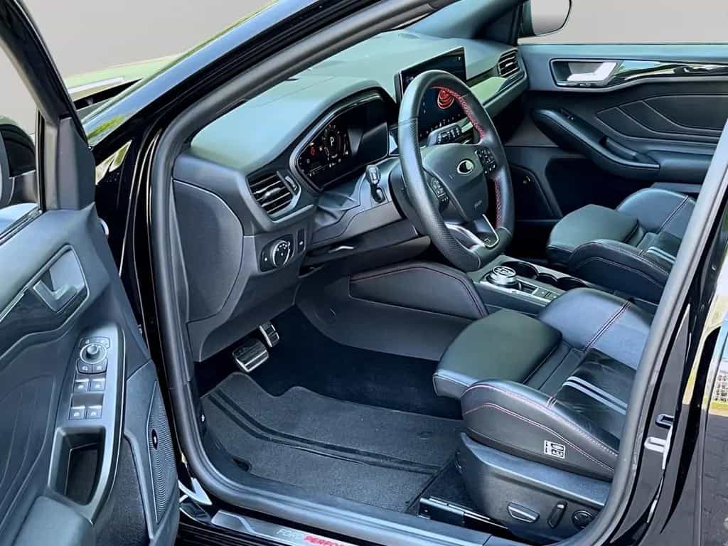 Ford Focus 2,3 ST X PERFORMANCE AUTOM B&O PANO GARANT 02/2023-photo-8