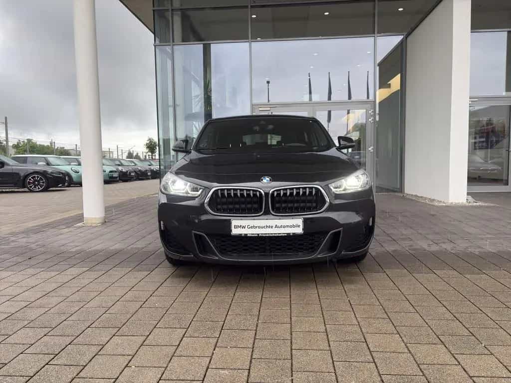 BMW X2 sDrive20i M Sport AHK Panorama Rückfahrkamera 12/2021-photo-3