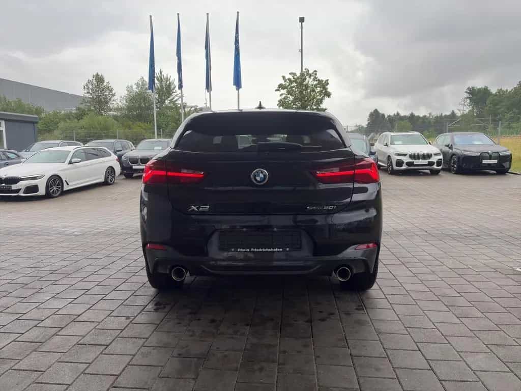 BMW X2 sDrive20i M Sport AHK Panorama Rückfahrkamera 12/2021-photo-4