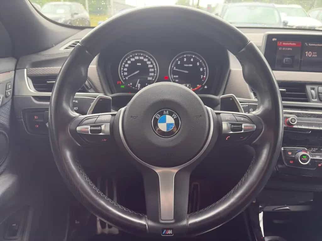BMW X2 sDrive20i M Sport AHK Panorama Rückfahrkamera 12/2021-photo-9