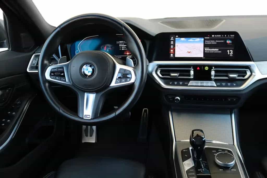 BMW 320 d xDrive Tour.*M Sport.*Laserlicht*Head-Up* 06/2021-photo-3