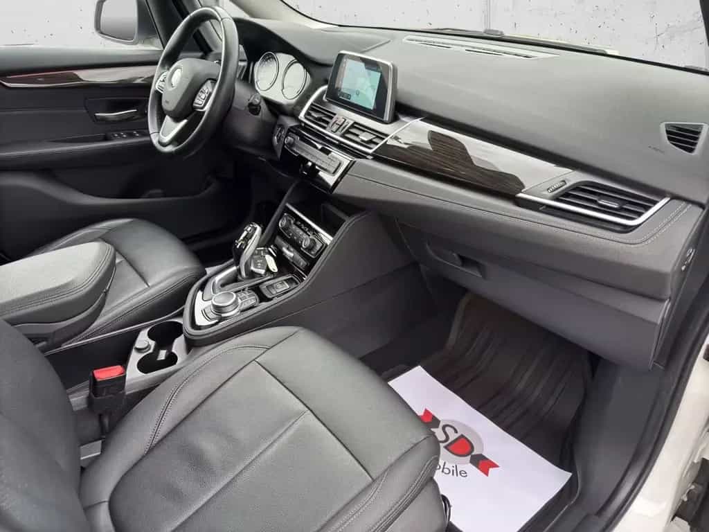 BMW 220 Gran Tourer 220 d xDrive GT Luxury Line LED Leder Pano. 11/2020-photo-6