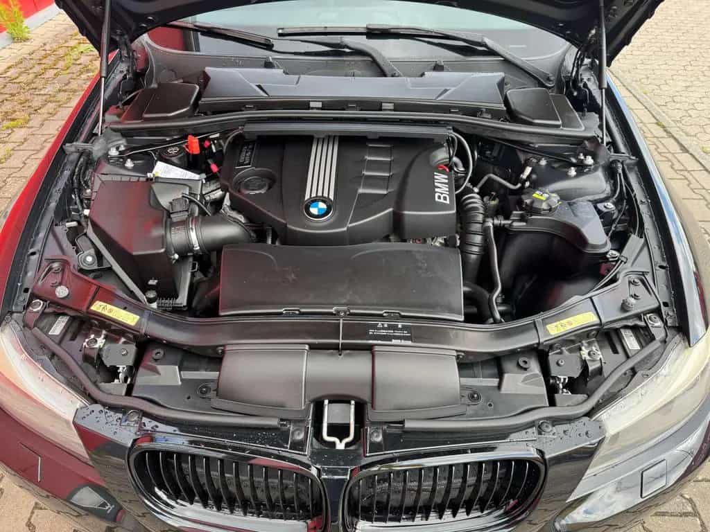 ALPINA D3 BMW Alpina D3 Biturbo E90, org. 93.000 km 02/2010-photo-34