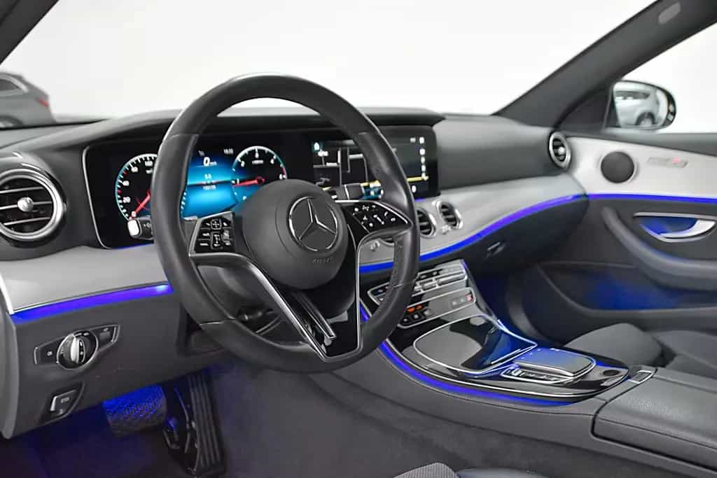Mercedes-Benz E 200 D T 9G-TRONIC AVANTGARDE*TOP-ZUSTAND* 02/2021-photo-1