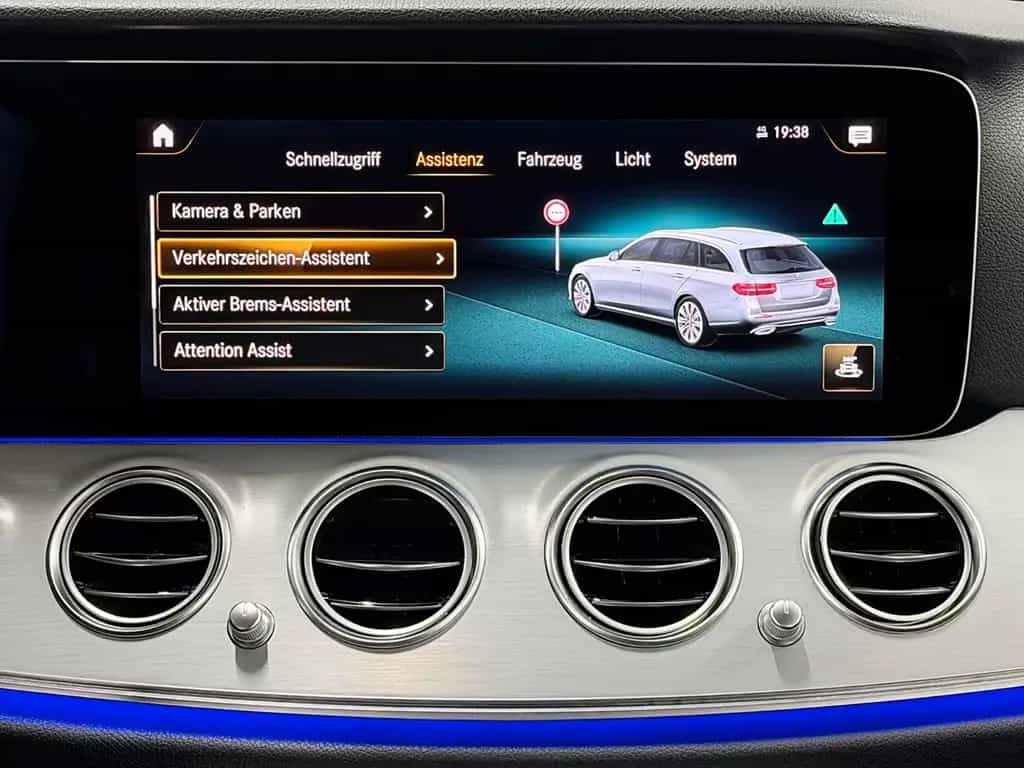 Mercedes-Benz E 200 D T 9G-TRONIC AVANTGARDE*TOP-ZUSTAND* 02/2021-photo-10