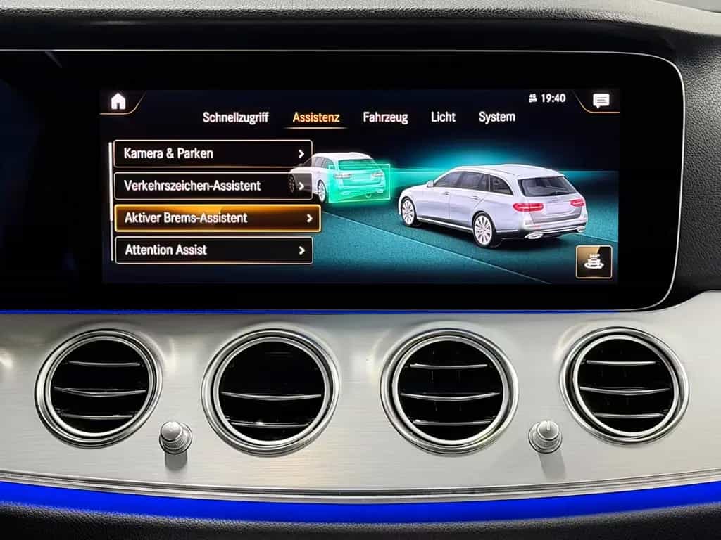 Mercedes-Benz E 200 D T 9G-TRONIC AVANTGARDE*TOP-ZUSTAND* 02/2021-photo-13