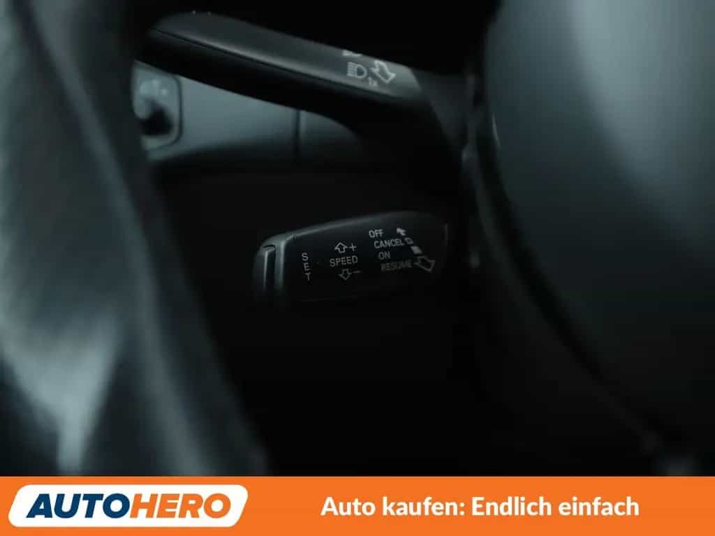 Audi A4 2.0 TDI quattro Ambition*NAVI*XENON*TEMPO*PDC 09/2015-photo-25