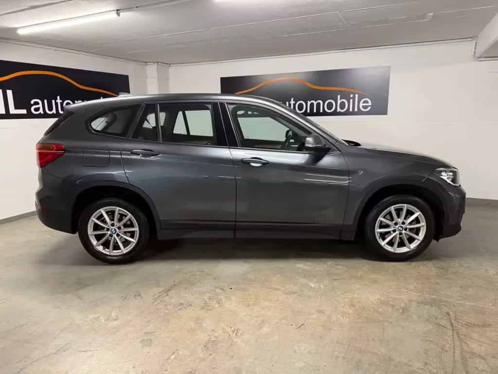 BMW X1 sDrive 18 i Advantage *AUTOMATIK*NAVI* 10/2019-photo-2