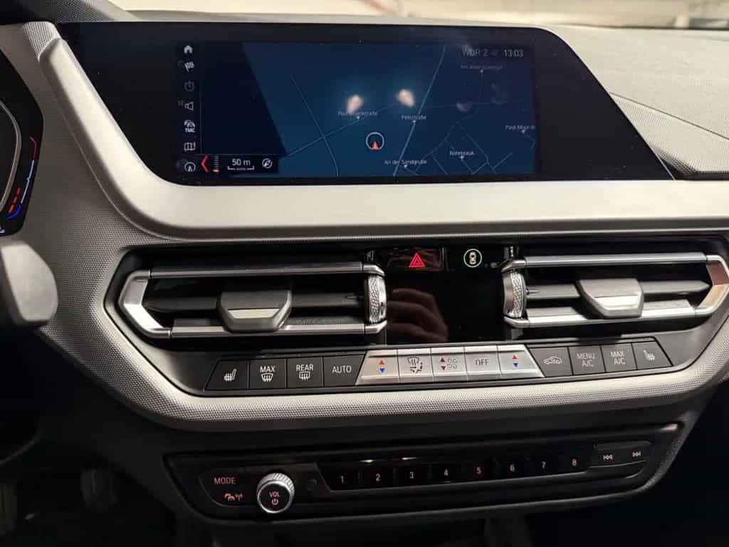 BMW 118 1 Limousine 118 i Advantage 02/2020-photo-14