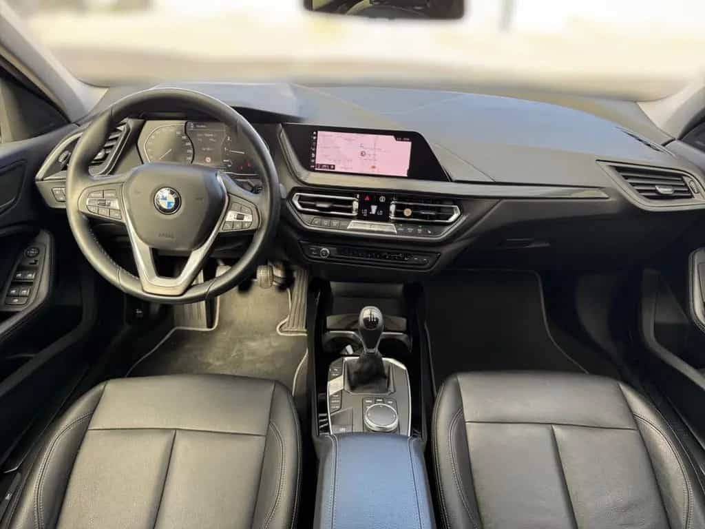 BMW 118 i LUXURY +LEDER+NAVI+LED+PDC+SHZ+PRIVACY+MFL 07/2020-photo-16
