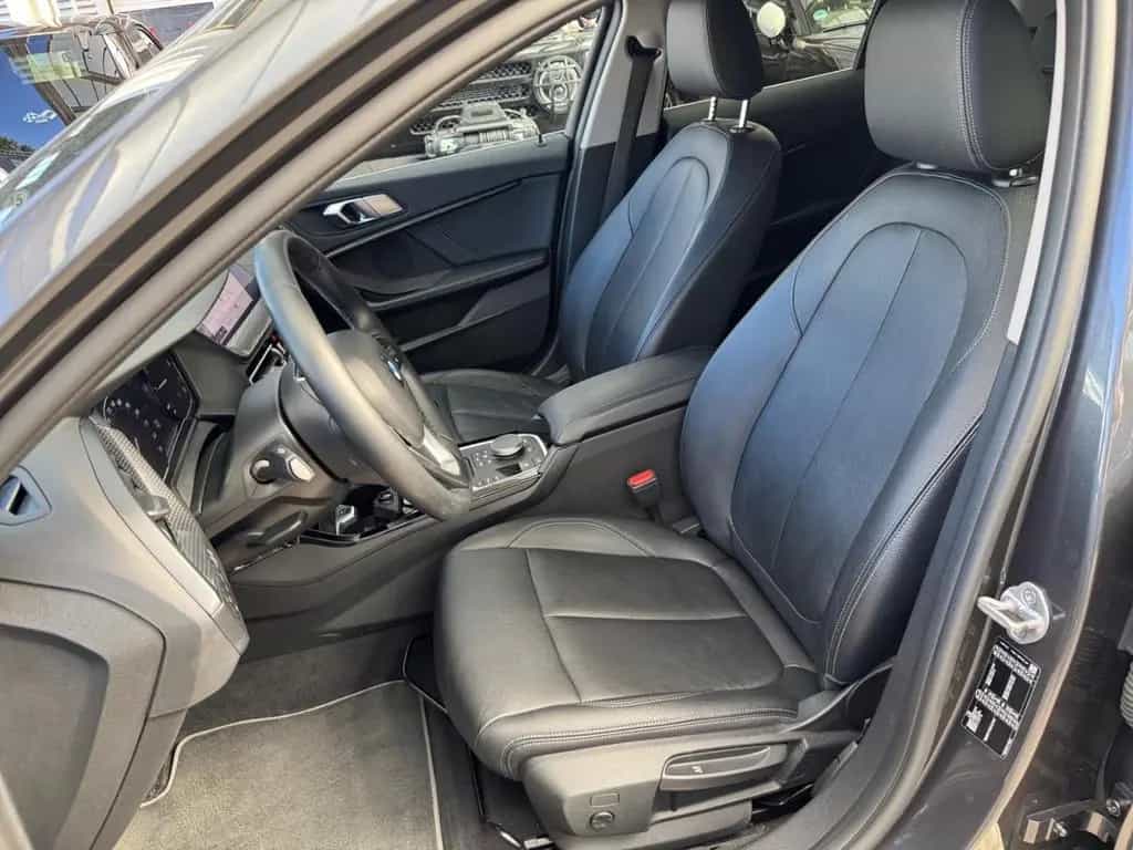 BMW 118 i LUXURY +LEDER+NAVI+LED+PDC+SHZ+PRIVACY+MFL 07/2020-photo-25