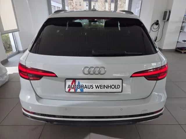 Audi A4 Avant S-Line¹ 2.0 TDI S-TRON MATRIX eHECK 8FA 04/2019-photo-9