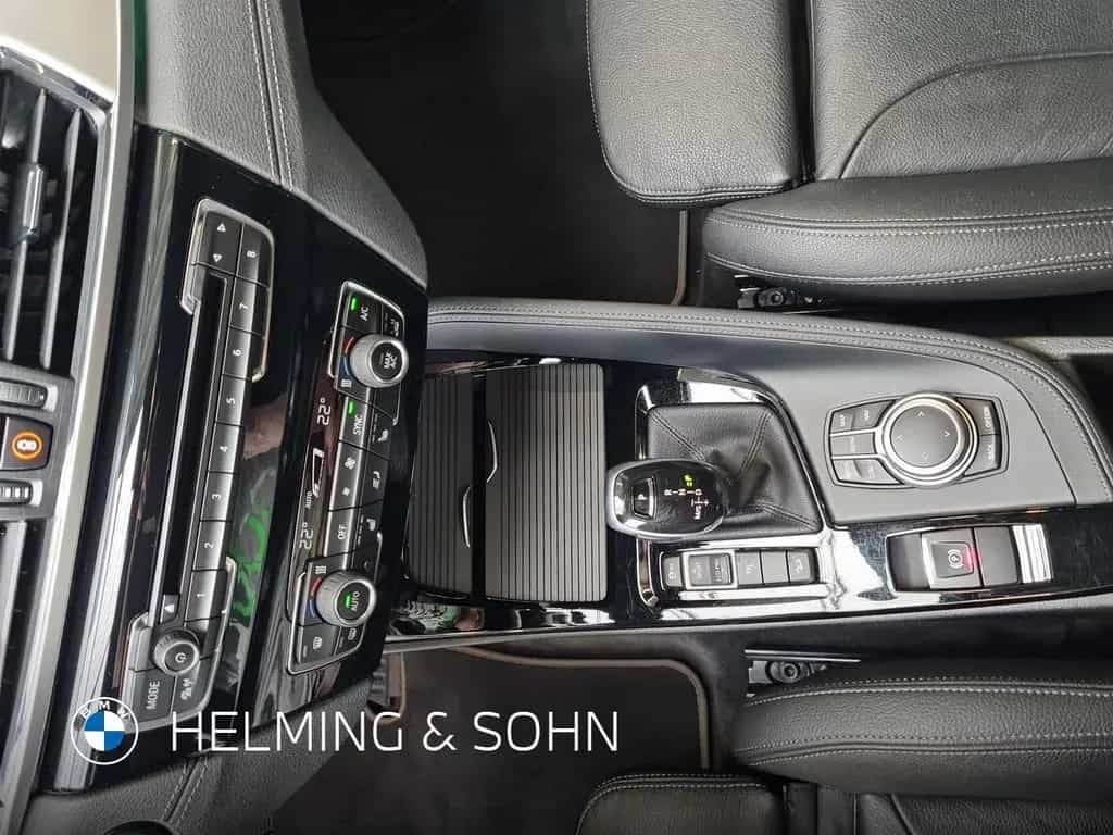 BMW X1 xDrive20d Sport Line HiFi LED AHK RFK Navi uv 11/2019-photo-15