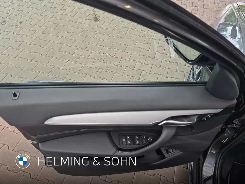 BMW X1 xDrive20d Sport Line HiFi LED AHK RFK Navi uv 11/2019-photo-16
