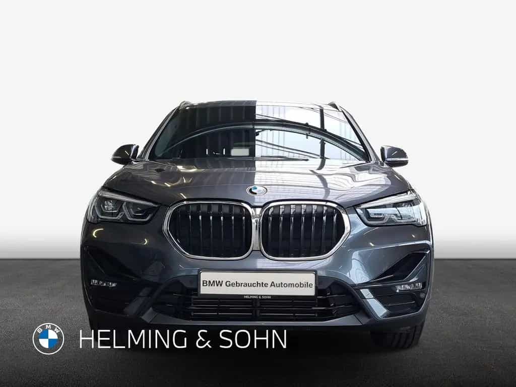 BMW X1 xDrive20d Sport Line HiFi LED AHK RFK Navi uv 11/2019-photo-3