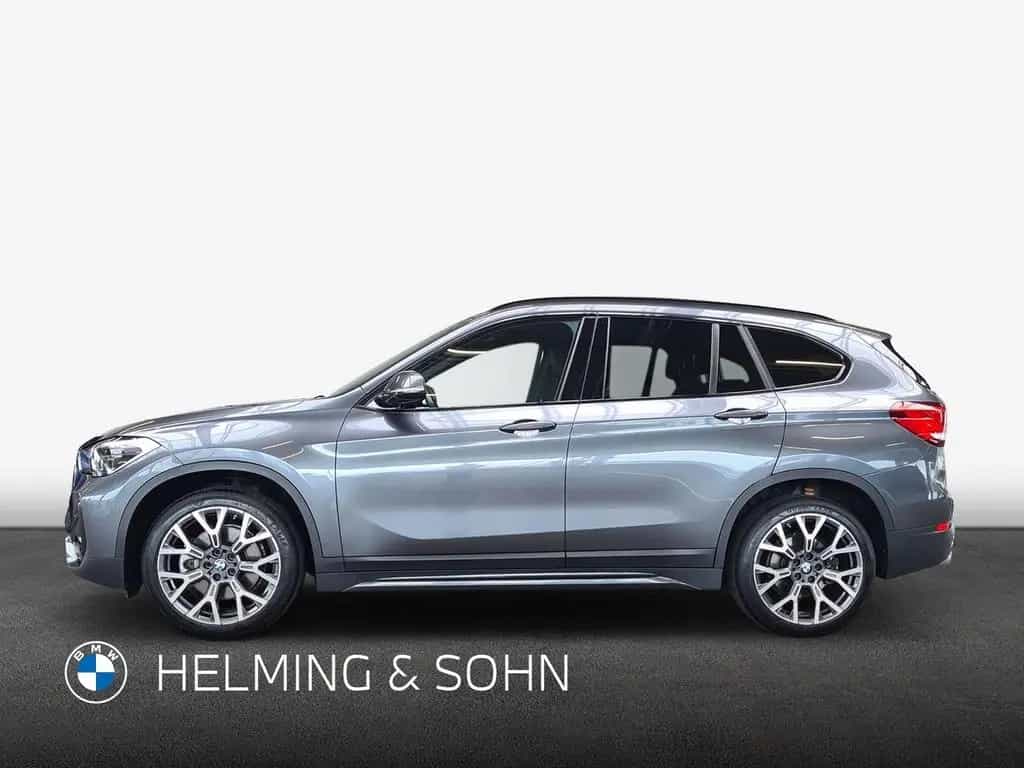 BMW X1 xDrive20d Sport Line HiFi LED AHK RFK Navi uv 11/2019-photo-4
