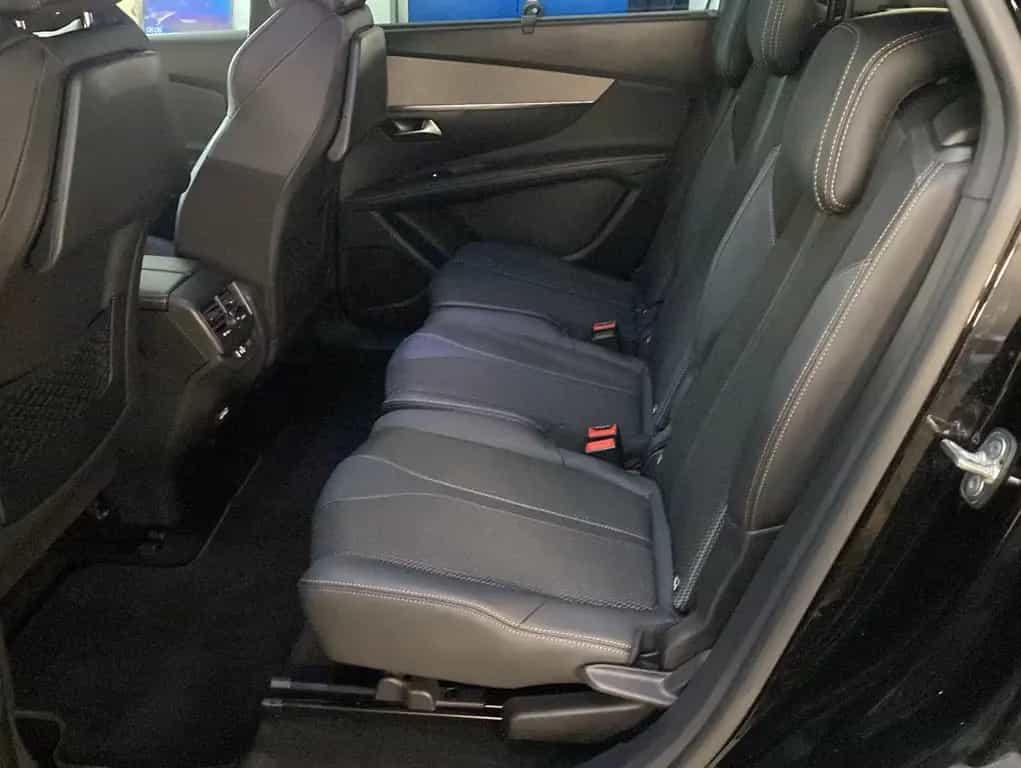 Peugeot 5008 GT Facelift*Navi*ACC*Kamera*7Sitze* 03/2024-photo-5