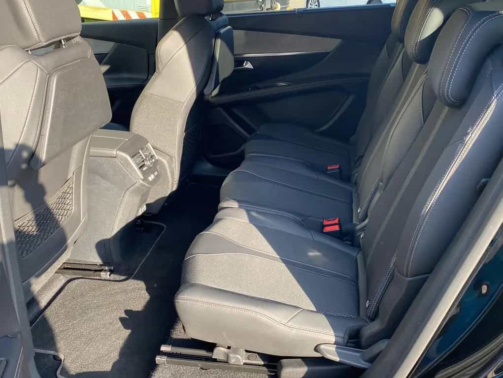 Peugeot 5008 GT Facelift*Navi*ACC*Kamera*7Sitze* 03/2024-photo-5